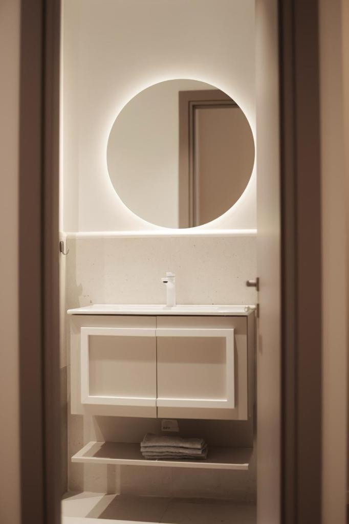 Harmonia Minimal Apartments Thessaloniki Buitenkant foto