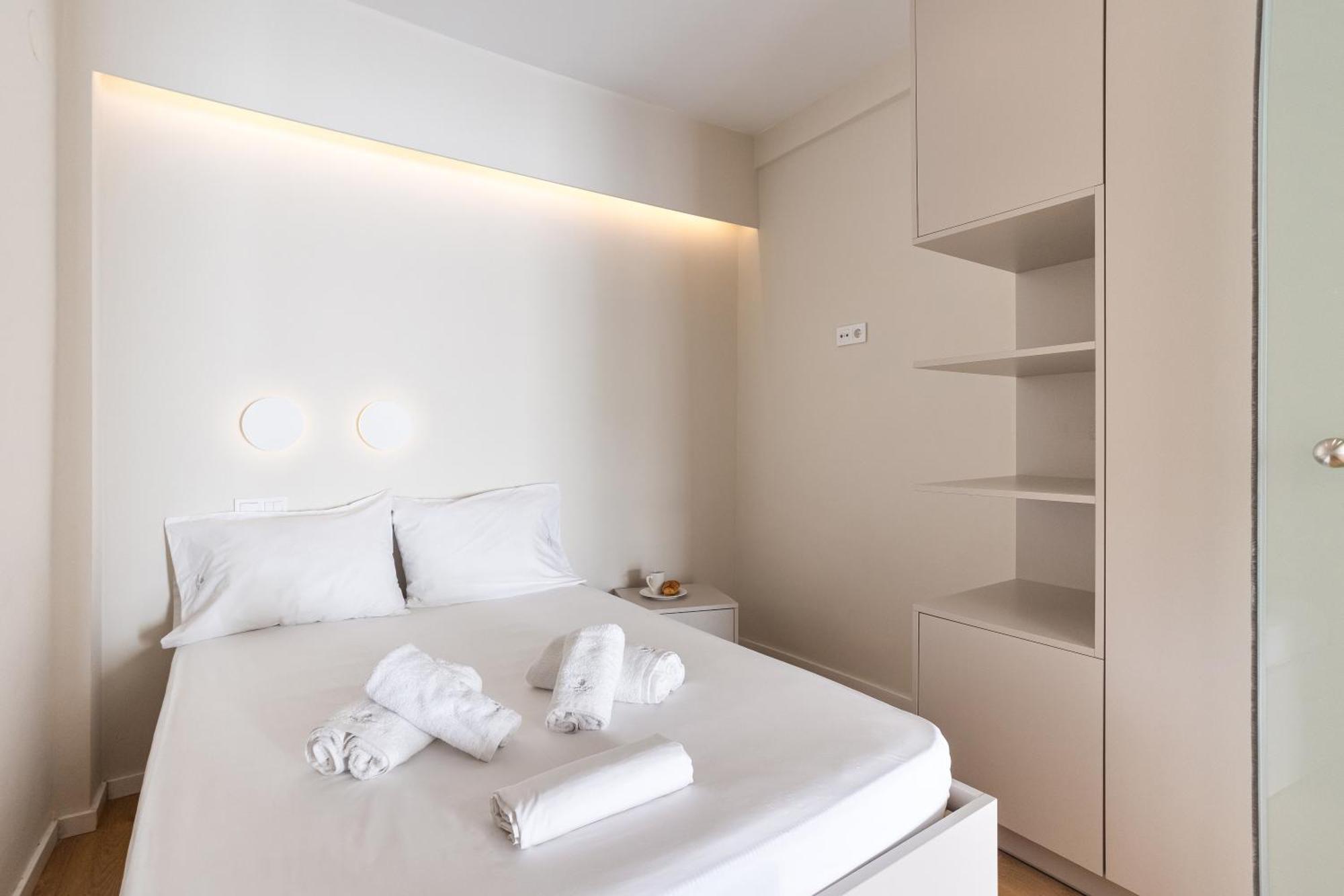 Harmonia Minimal Apartments Thessaloniki Buitenkant foto
