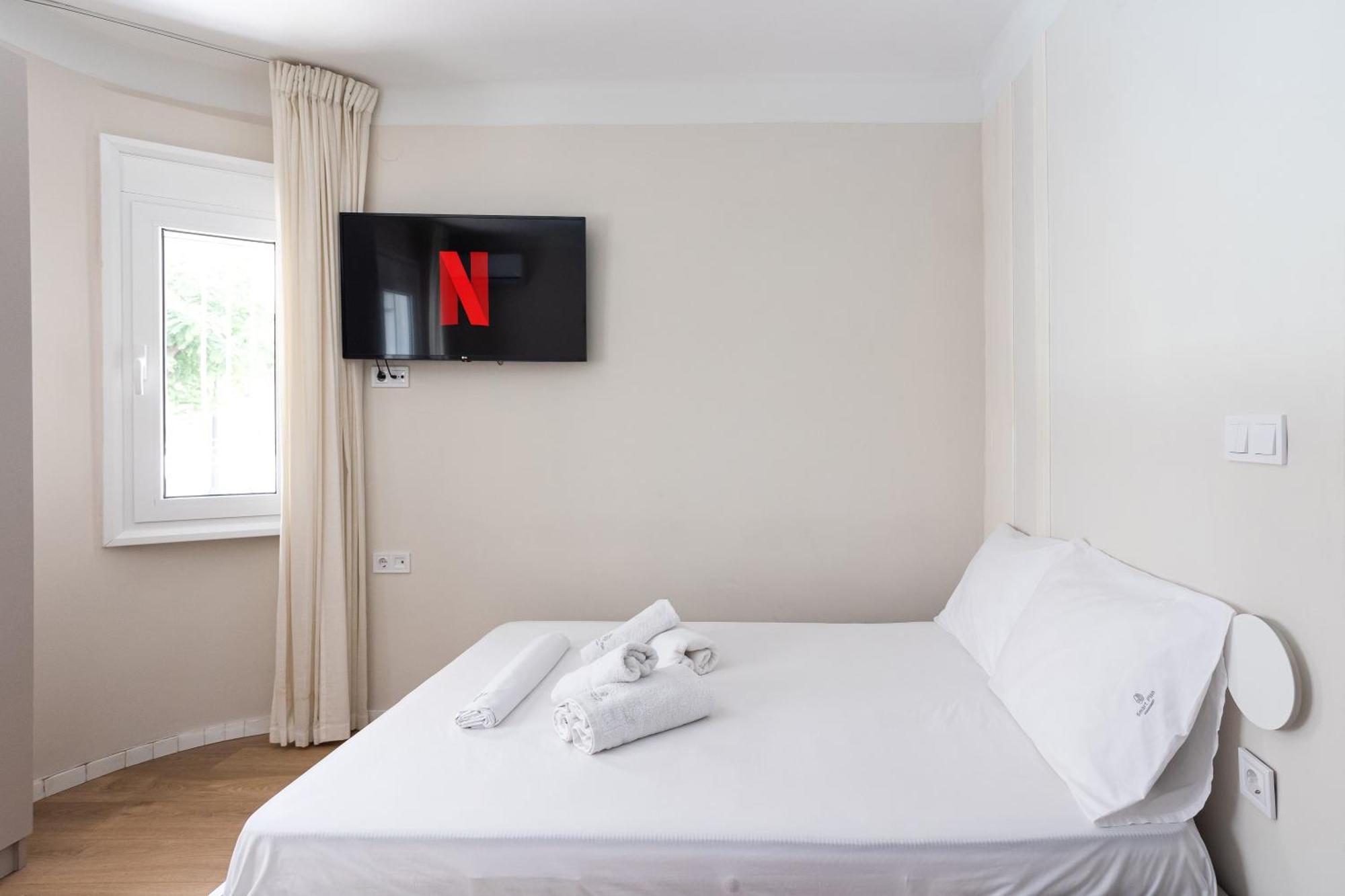 Harmonia Minimal Apartments Thessaloniki Buitenkant foto